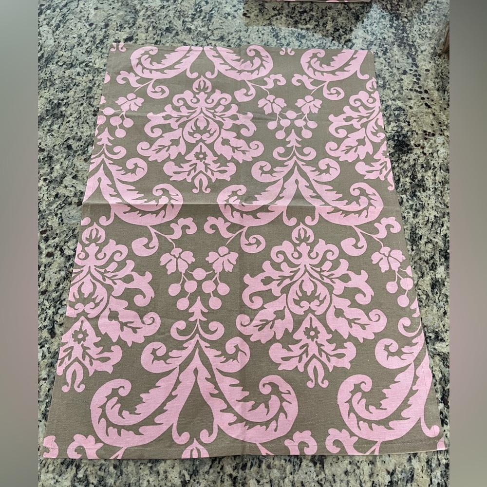 Set of 6 Nest Linens Dinner Placemats